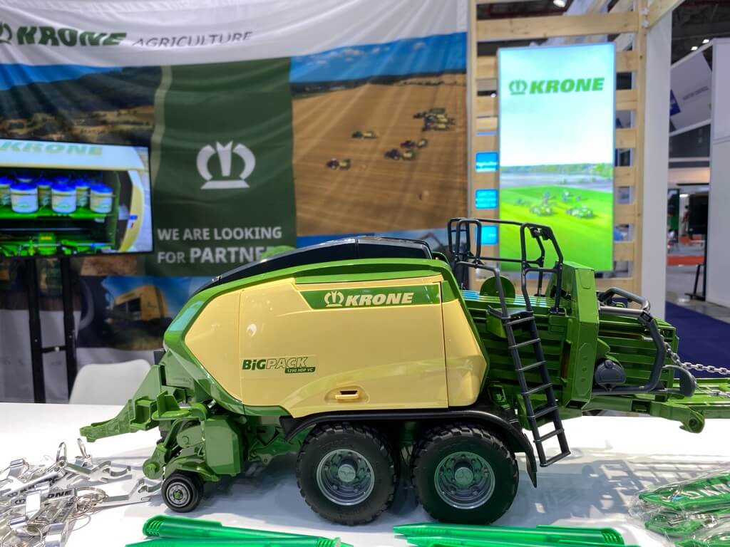 Máy cuốn rơm/cỏ baler của Krone